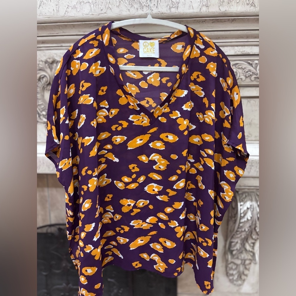 Cake Brand Purple And Gold Cheetah Print Butterfly Sleeve Blouse Size Medium LSU